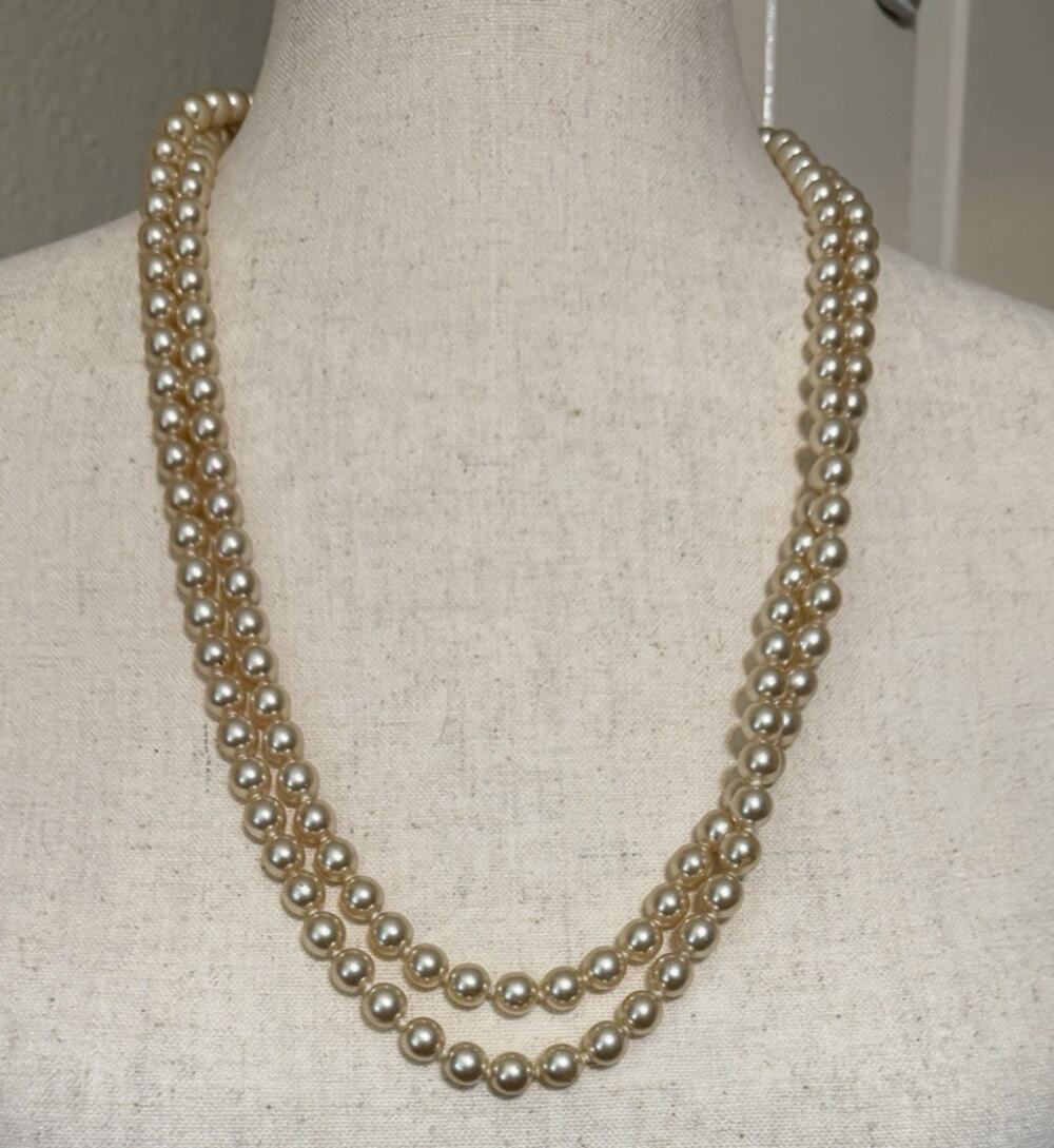 Vintage Necklace Faux Pearl Hand Knotted CreamLong Strand Clasp 54" 1cm